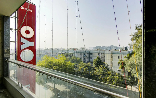 OYO Flagship 80529 Sg Hotel