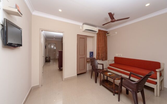 OYO 15477 New Royal Inn