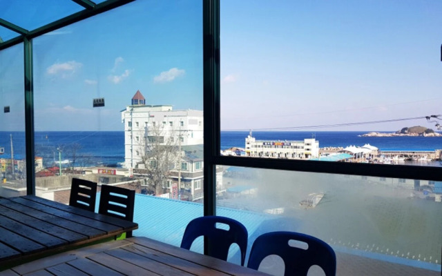 Goseong Good Day House Pension