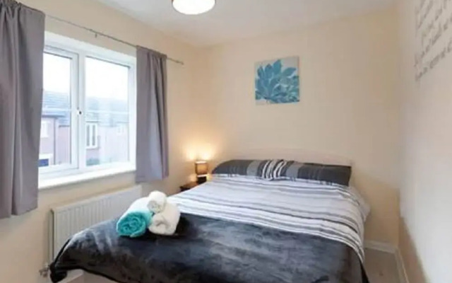 Malsbury Avenue Apartment