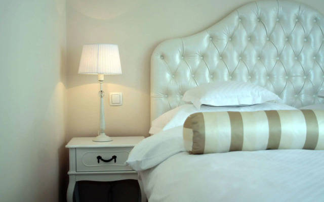 Banica Apartments & Rooms