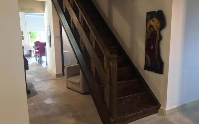 Agia Mavri House