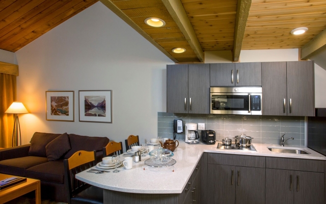 Jasper Inn, Alberta - 1 & 2 Bedroom Apartments