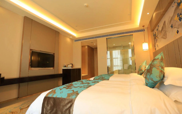 Ramada Yiyang Taojiang