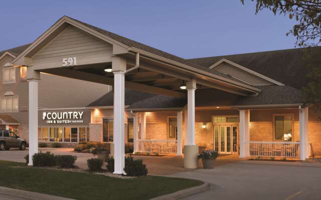 Country Inn & Suites by Radisson, Chanhassen, MN