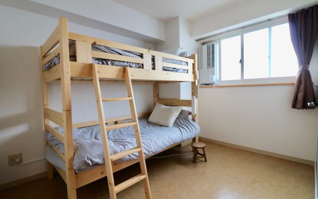 Sepia yamanote room403