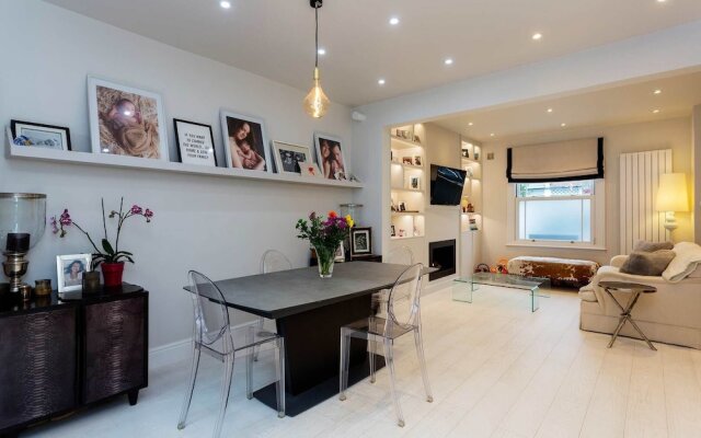 Clean Lines In Parsons Green
