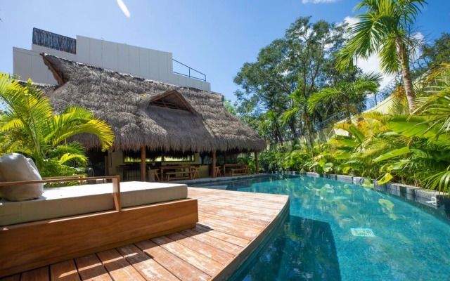 Apartment with Private Hot Tub in Tulum