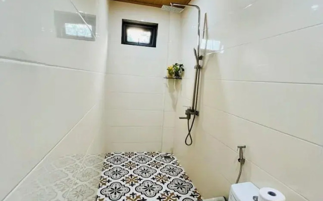 Funny Monkeys Homestay