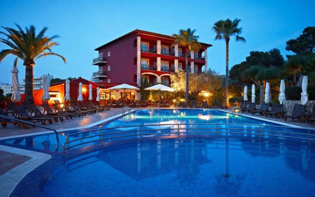 Hotel Cala Sant Vicenç - Adults Only + 16