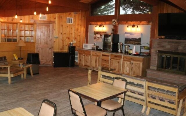Columbine Inn
