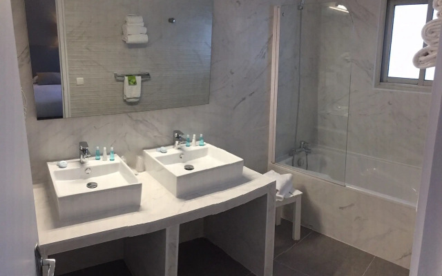 Logis Hotel et Restaurant Le Galion Canet Plage