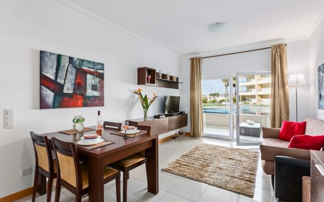 Remarkable 1-bed Beach Apartment in Albufeira