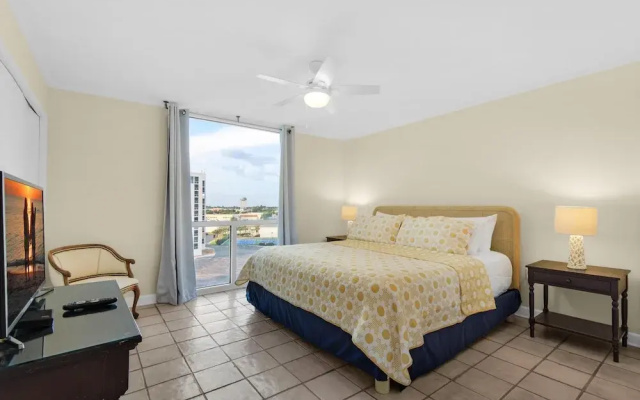 Shoreline Towers 1081
