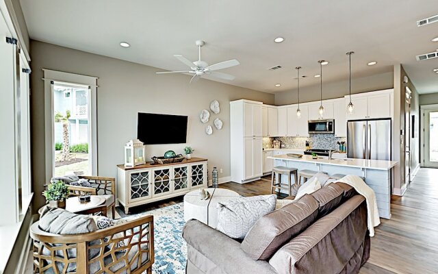 Luxe Waterfront #203 - 2 Br Villa