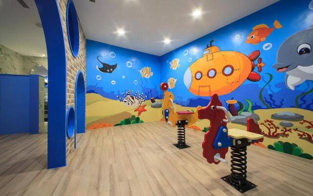 Chen He Spa Motel