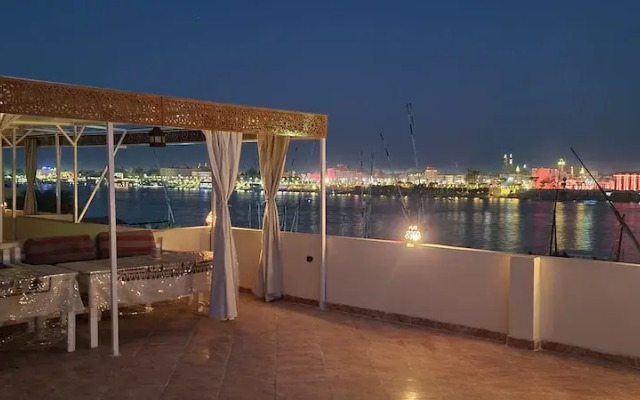 Senmut Luxory Apartments