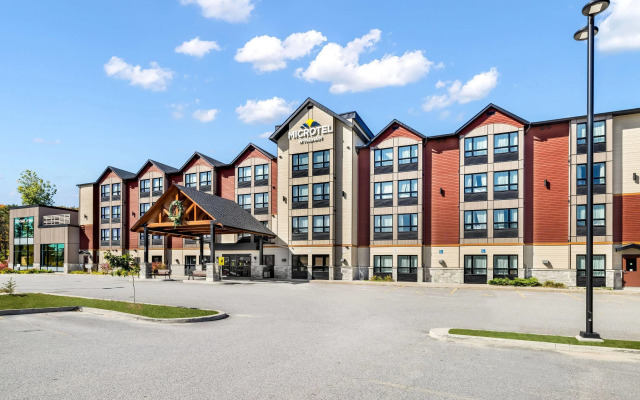 Microtel Inn & Suites by Wyndham Mont Tremblant