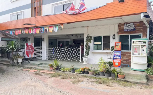 The First Resident Lamphun