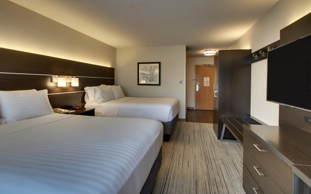 Holiday Inn Express & Suites Morris by IHG