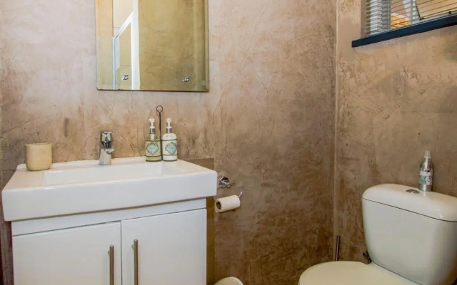 Ladera - Vista Self-catering Guesthouse