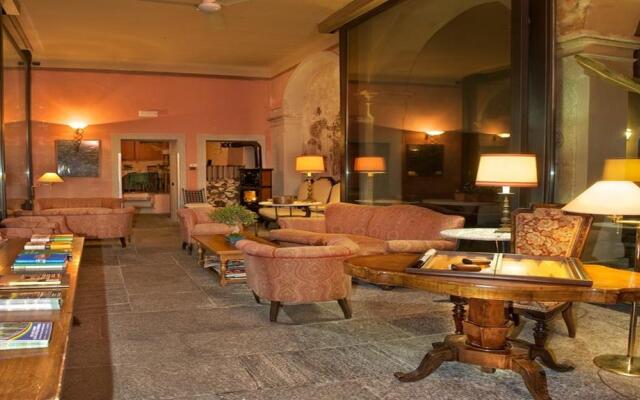 Hotel Locanda Dei Mai Intees