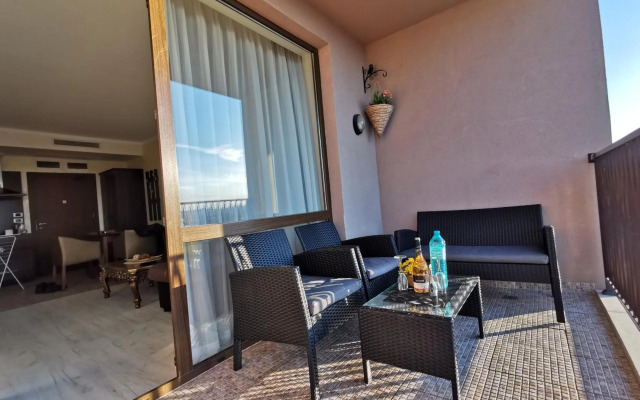 Apartment Royal Beach