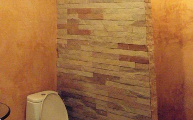 Nontnatee Homestay