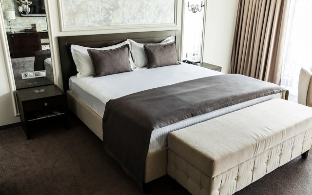 Bon Hotel
