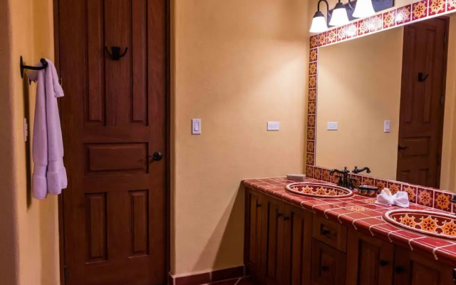 Casa Encantada 3 BR by Casago