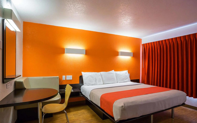 Motel 6 Wenatchee, WA
