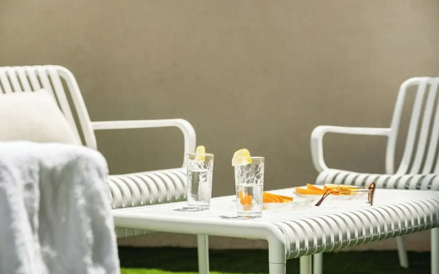 Red Canyon Garden Stay by Sea N' Rent