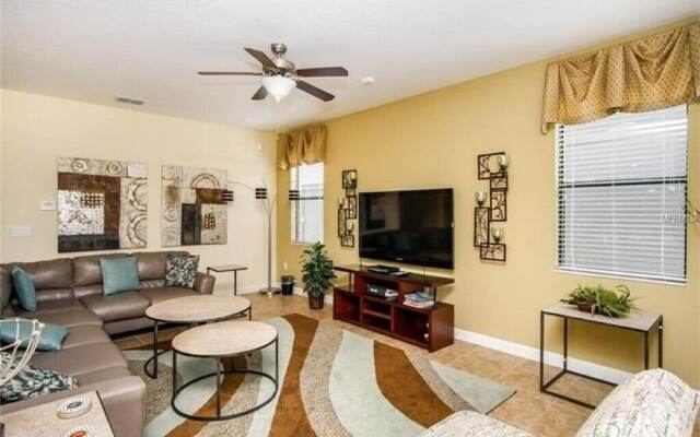 Champions Gate-9117eeclgil 6 Bedroom Home