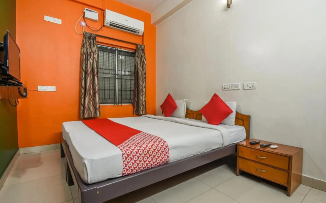 OYO 10340 Hotel Queen's Castle