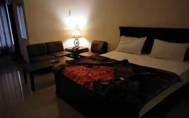Hotel Golden Inn