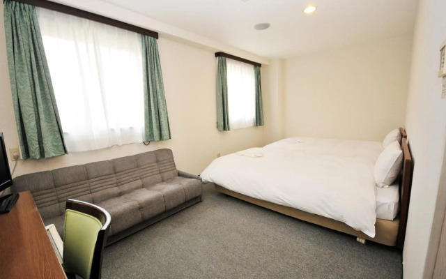 Hotel Green Line
