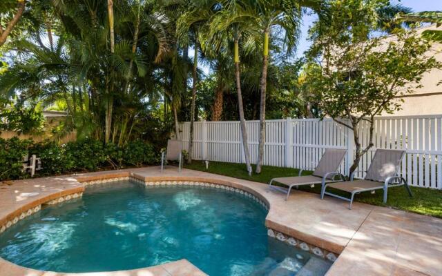 Siesta Avenida Townhome 5208