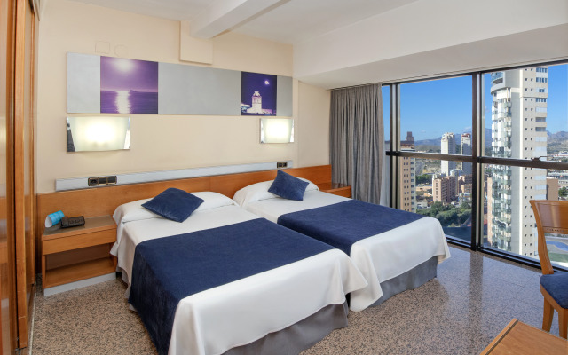 Отель Gran Bali