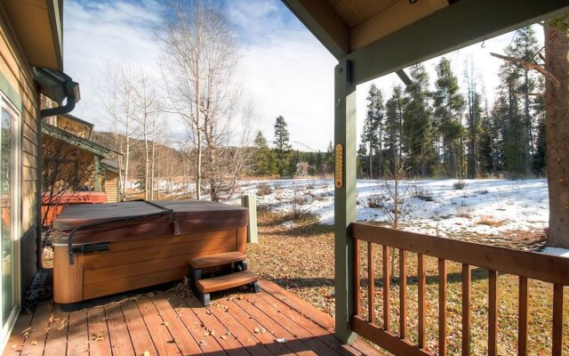 Kingdom Park Townhomes 830 by RedAwning