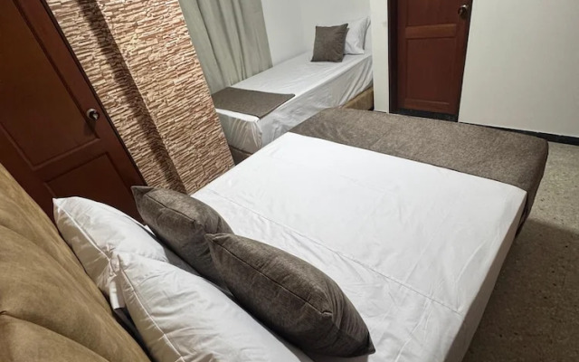 Hotel Pereira Central