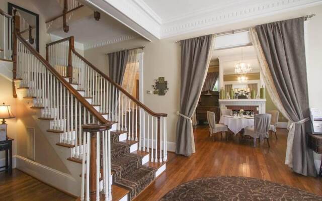 Burke Manor Inn & Pavilion