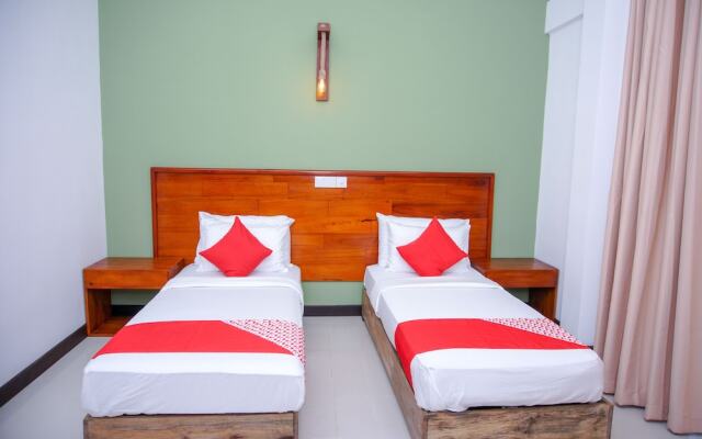 Sea Cloud Dalawella by OYO Rooms