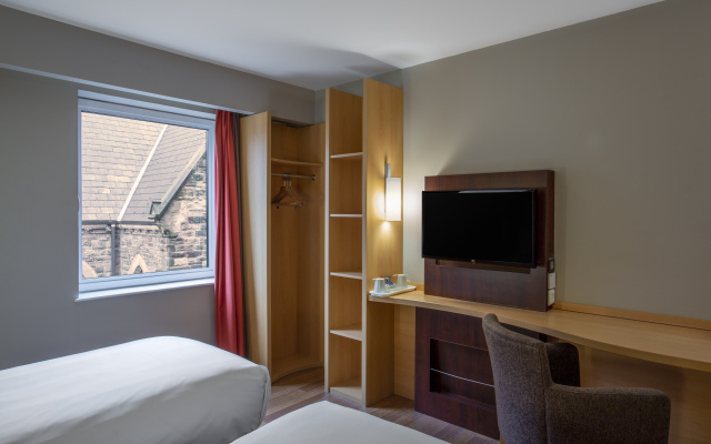 ibis Belfast Queens Quarter