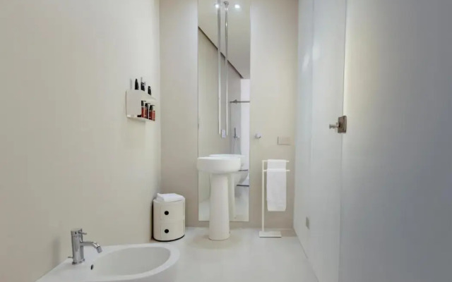 Fiveplace Design Suites Apartments