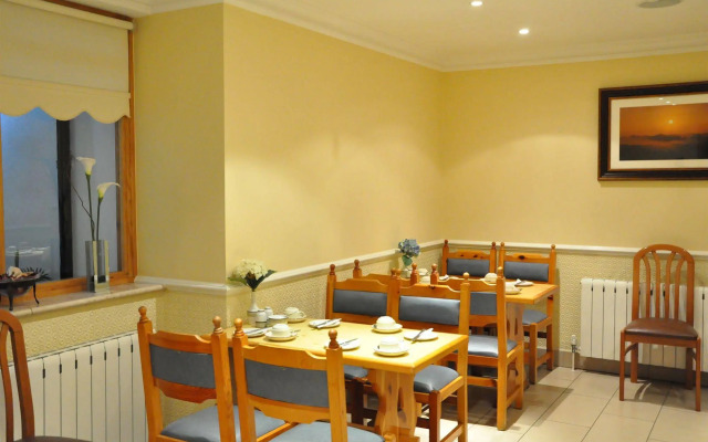 Olympic House Hotel