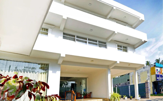 Ronaka Hotel