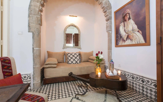 Riad  Emotion