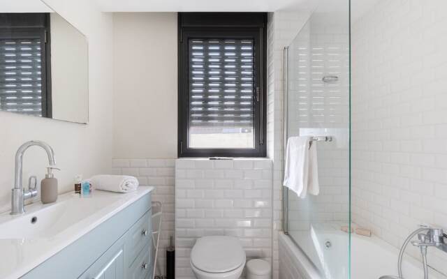 Chic and Sunny in the Heart of Tel Aviv