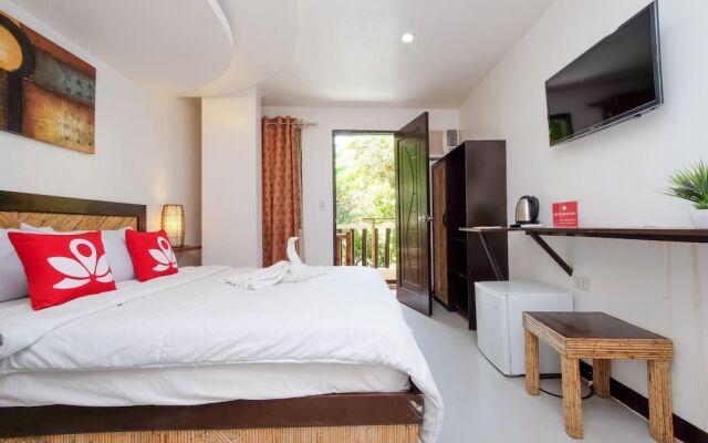 ZEN Rooms Bamboo Beach Station 3