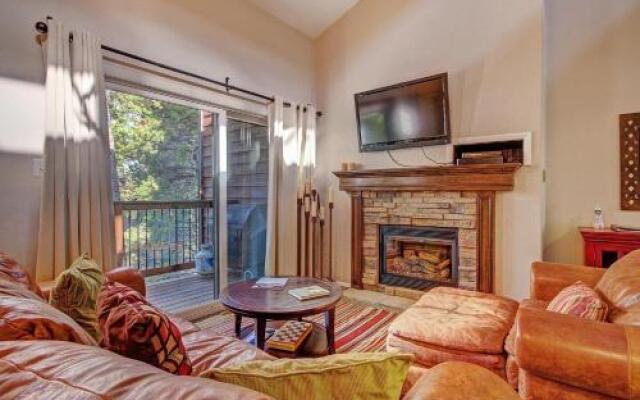 Lance'S West 7 Condominium